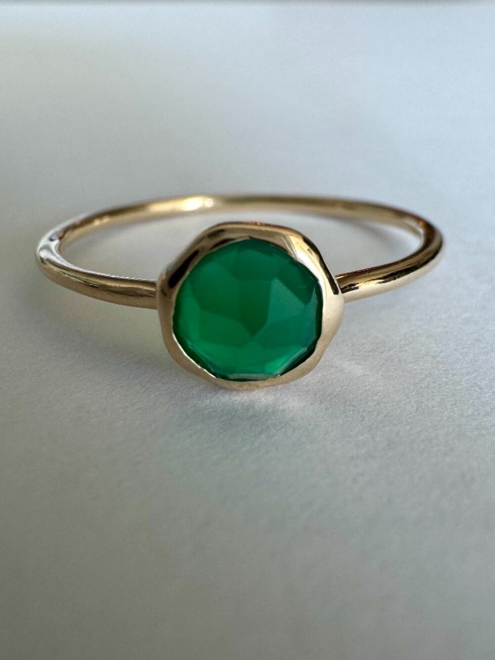 bluboho Green Chalcedony Mini Mood Ring 10K Yellow Gold Size 6
